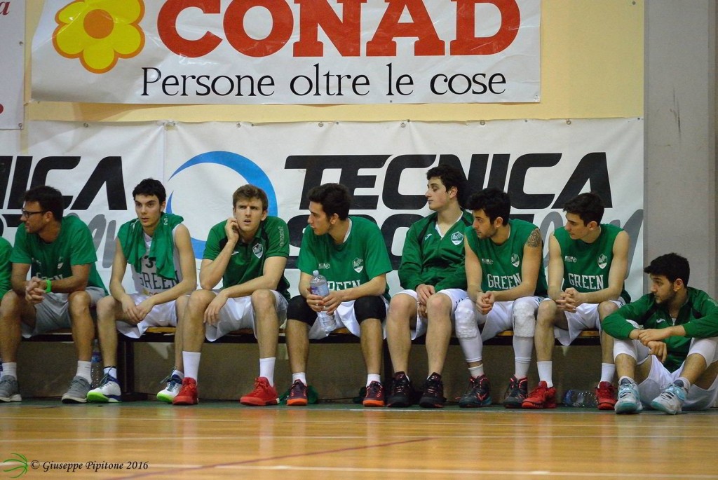 panchina Green Basket Palermo