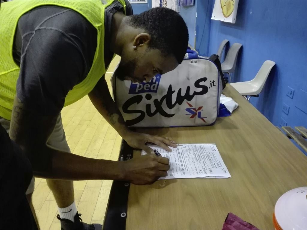 Caldwell firma il tesseramento col Basket School Messina